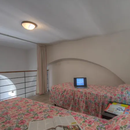 7at 4p Appartement *